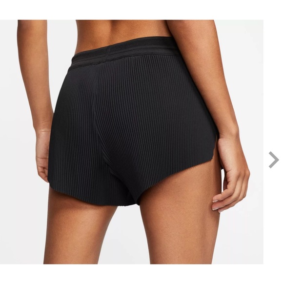 Nike Women's AeroSwift Running Shorts - Picture 3 of 11